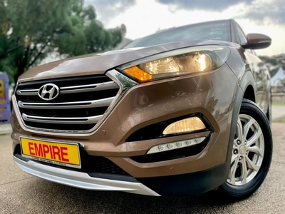 2016 HYUNDAI TUCSON 2.0 (A) EXECUTIVE EDITION 2WD DOHC NEW FACELIFT FULL HIGH SPECS !! PREMIUM 5 SEATERS FAMILY SUV MODEL !! LIMITED EXECUTIVE EDITION !!