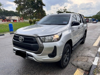 4x4 for rent - TOYOTA HILUX 2.4 (A)