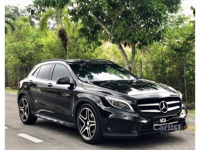 Used Mercedes-Benz GLA250 2.0 4MATIC SUV - Cars for sale