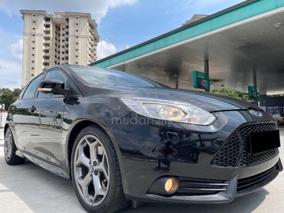 Ford FOCUS 2.0 ST (M) ST RACING SPORT EDITION