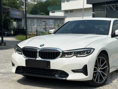 2021 BMW 3-Series 320i