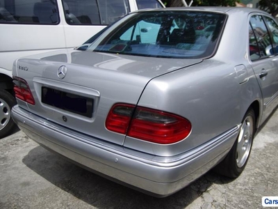 1998 Mercedes Benz E240 Sedan Auto Silver-Metallic