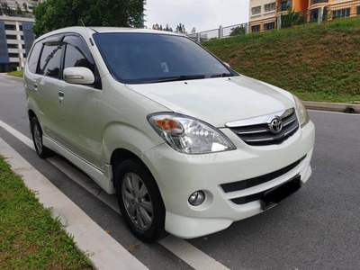 Toyota AVANZA 1.5 S FACELIFT (A)