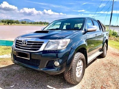 Toyota HILUX DOUBLE CAB 2.5 AT