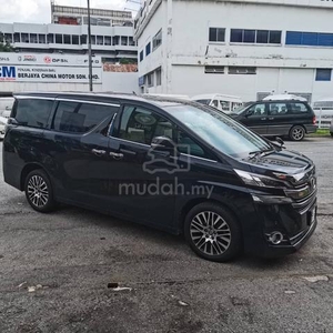 Toyota VELLFIRE 2.5 (A) 8 SEATER WITH LEATHER