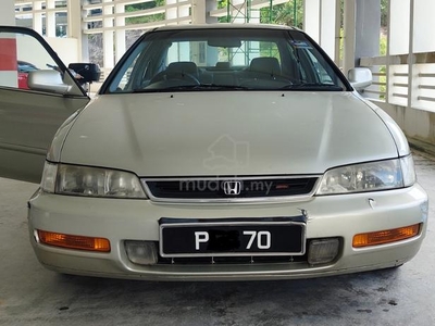 Honda Accord 2.2 EXi (A) 2 digit plate