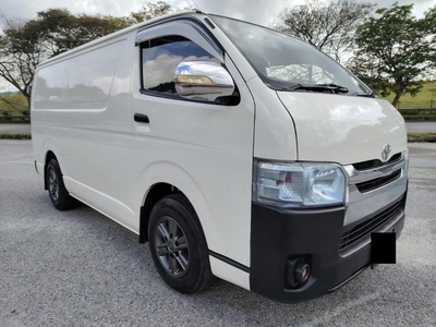 Toyota HIACE 2.5 (M) YEAR END SALE! 1 YEAR WARTY