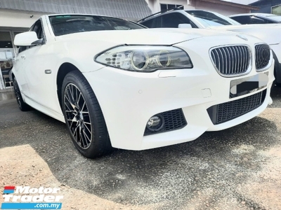 2012 BMW 5 SERIES 520I