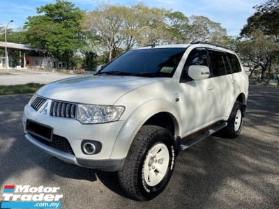 2013 MITSUBISHI PAJERO SPORT 2.5 (A) VGT 4x4 Director Owner Paddle Shift