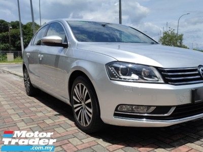 2013 VOLKSWAGEN PASSAT TSI 1.8 AUTO/ONE OWNER/PADDLE SHIFT/BLACK INTERIOR ELECTRIC LEATHER SEAT/3 YEARS WARRANTY