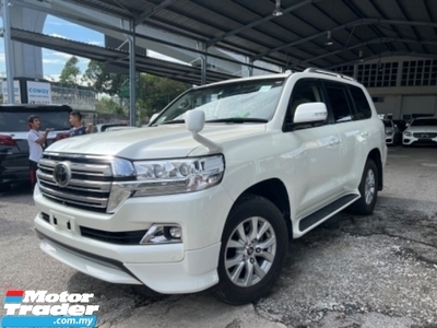 2018 TOYOTA LAND CRUISER 4.6 V8 Bodykit 360 Surround Camera 2 Way Electric Leather Seats Climate Aircond Control