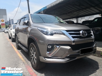 2019 TOYOTA FORTUNER 2.7 SRZ Petrol YEAR MADE 2019 Done 49k km Only Full Service UMW TOYOTA MOTOR