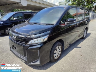 2019 TOYOTA VOXY X