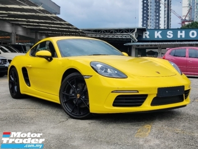 2021 PORSCHE CAYMAN 718 2.0 COUPE with SPORT EXHAUST