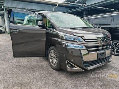 Recon 2018 Toyota Vellfire 2.5 V Edition, Beige Interior, Full Leather - Cars for sale