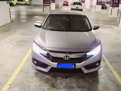 Honda civic 1.5 Tc Premium 2017 only 38k Genuine mileage used as a weekend car Still in very good condition serious buyer only contact