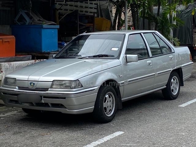 Proton Saga 1.5 (1993 year)