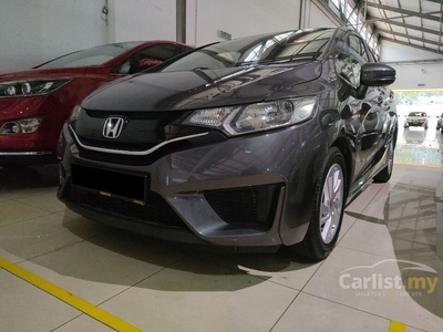 Used GREY COLOUR 2015 Honda Jazz 1.5 E i-VTEC Hatchback - Cars for sale