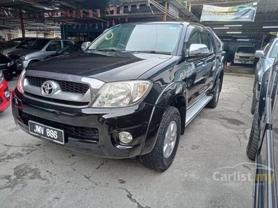 Used 2011 Toyota Hilux 2.5 G (A) - Cars for sale