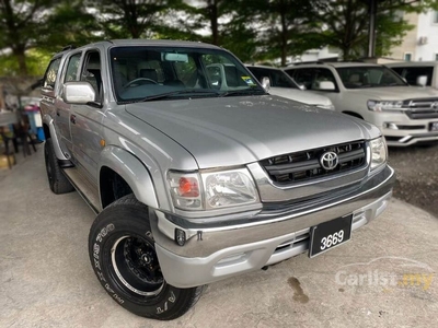 Used 2004 Toyota Hilux 2.5 SR Turbo Pickup Truck - Cars for sale