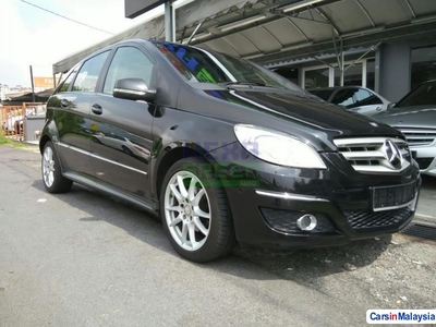 2011 Mercedes-Benz B180- Imported New- 1 Year Warranty