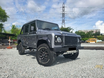 Used 2016/2017 Land Rover Defender 2.2 110 DC Puma - Cars for sale