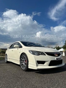 Honda CIVIC 2.0 i-VTEC (A)