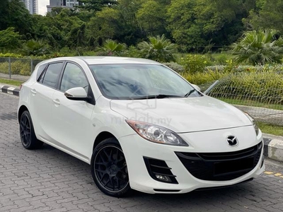 Mazda 3 1.6 SPORT (HATCHBACK) Lady Owner