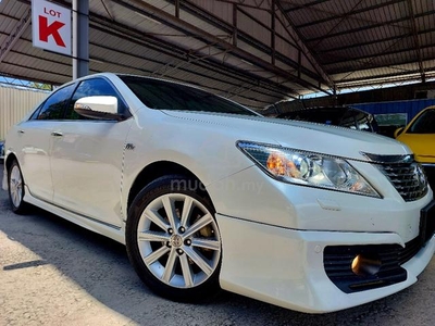 Toyota CAMRY 2.5 V (A) 1 MALAY OWNER