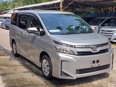 UNIT READY STOCK _2018 Toyota VOXY X 2.0