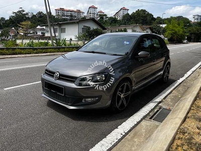 Volkswagen POLO 1.2 TSI ON THE ROAD