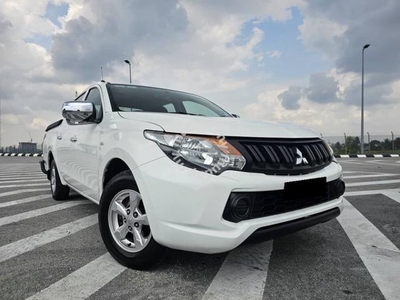 Mitsubishi TRITON 2.5 QUEST (M) FULON SIAP OTR!!