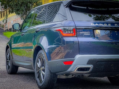 PETROL JPN 360CAM 2019 Range Rover SPORT 3.0 V6 SE