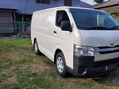 Toyota HIACE PANEL 2.5 (M) ONE OWNER ONLY