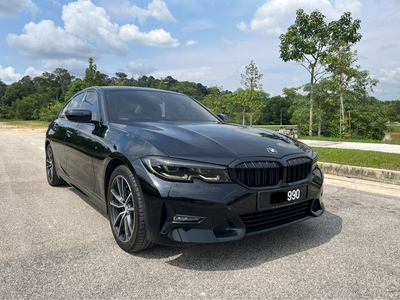 2020 BMW 320i SPORT 2.0L (A) UNDER WARRANTY