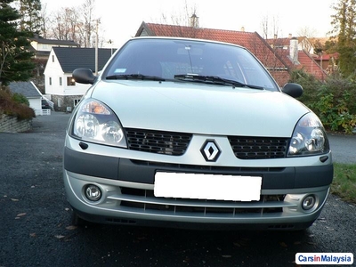 Renault Clio 1. 2 2003
