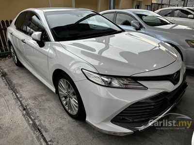 Used 2019 Toyota Camry 2.5 V - 1 Careful Owner, Accident & Flood Free, Full Service Record, Still Under TOYOTA Warranty - Cars for sale