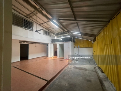 1.5 Storey Corner house Jalan Gombak Kampung Kuantan For Rent