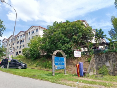 Apartment Blok J Fasa 8A Persiaran Bukit Mewah Kajang