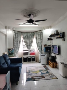 Corner unit Carmila Apartment Kota Damansara For Sale (Negotiable)