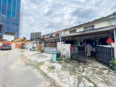 EXTRA LAND | 2 STOREY Terrace Jalan Pasai Bandar Baru Sri Petaling KL