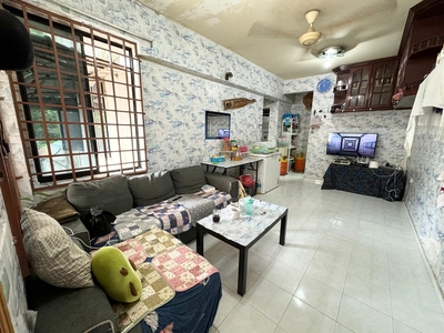 For Sale/ Jalan Enau 21 Taman Daya/ Low Cost Flat first floor/ partially renovated unit