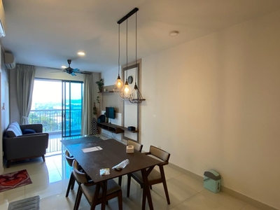 Teega suites at puteri harbour 1room unit for sales suitable for Airbnb investment