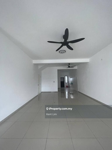 Tiara Sendayan Double Storey Intermediate House For Rent