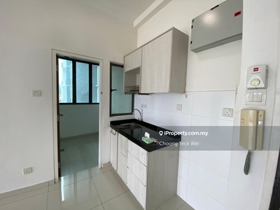 Good deal on hand, low floor with facing wangsa maju