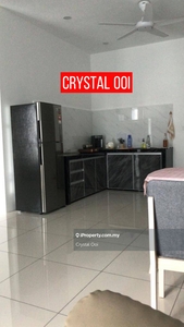 Quaywest 2r 1cp Full Furnished & Renovated Near Usm Queensbay For Sale