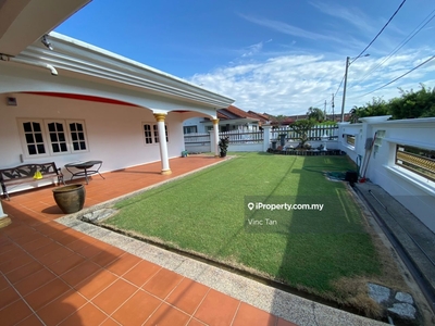 A Renovated Furnished Bungalow Looking to Sale