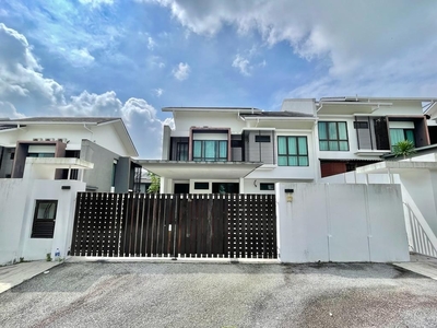 Below Market Value 3 Storey Semi D Aleya Twin Villa, Bukit Jelutong, Shah Alam Freehold