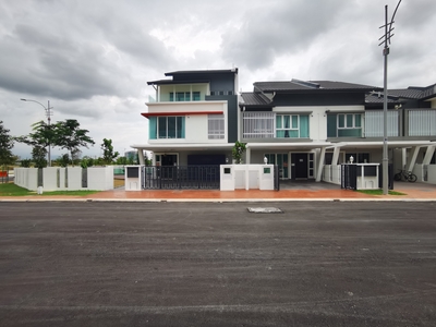 BRAND NEW 2 & 3 Storey Link House in Cyberjaya