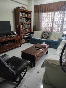 Freehold Apartment 3 Rooms Condo Desa Villa Taman Desa For Sale